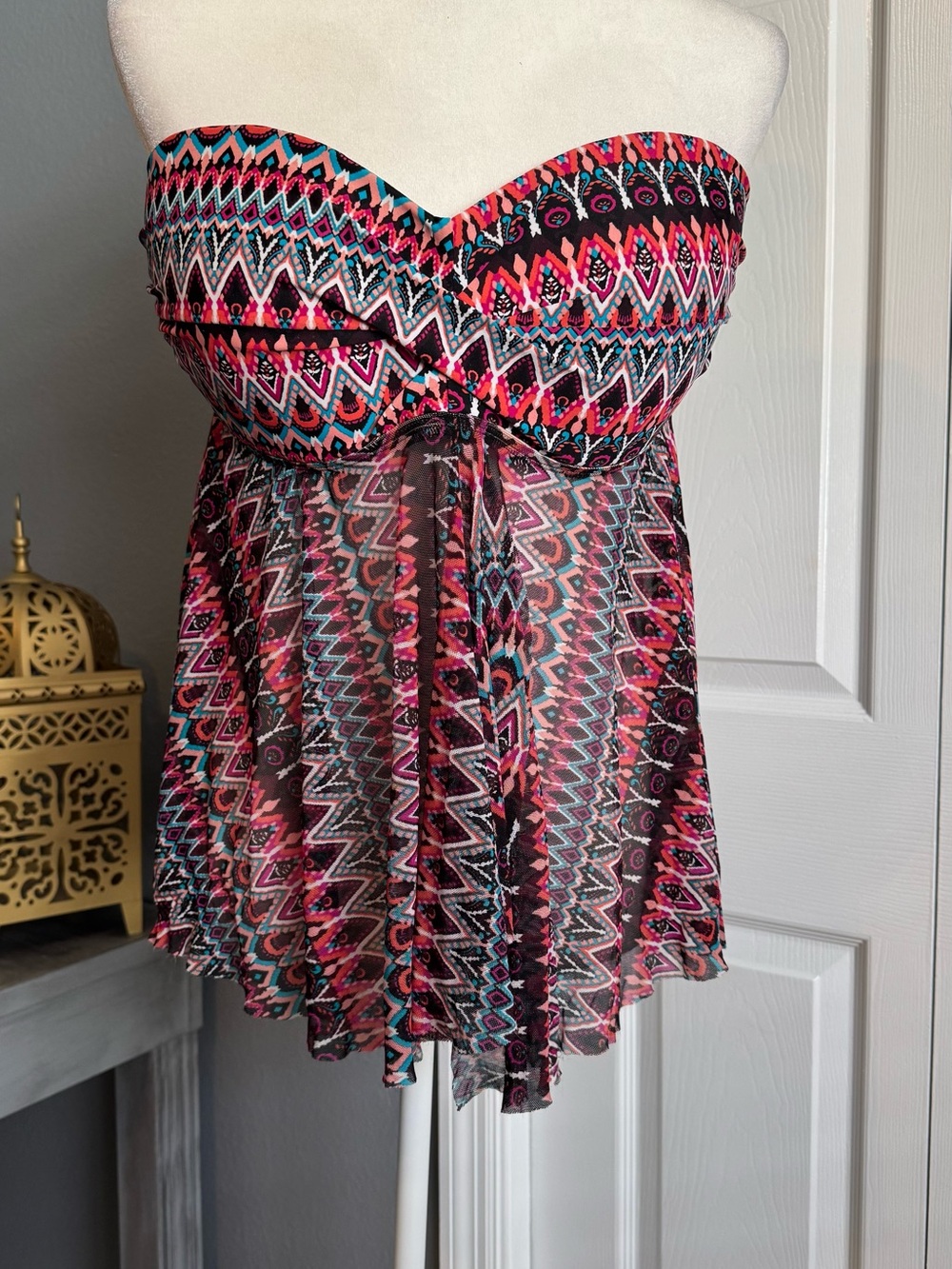 Colorful tankini swim top. Strapless.